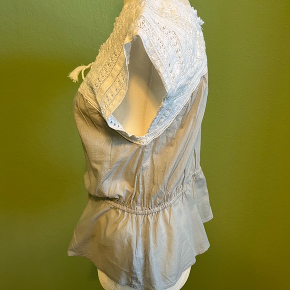 Summer top by HD in Paris purchased from Anthropologie - Picture 4 of 9